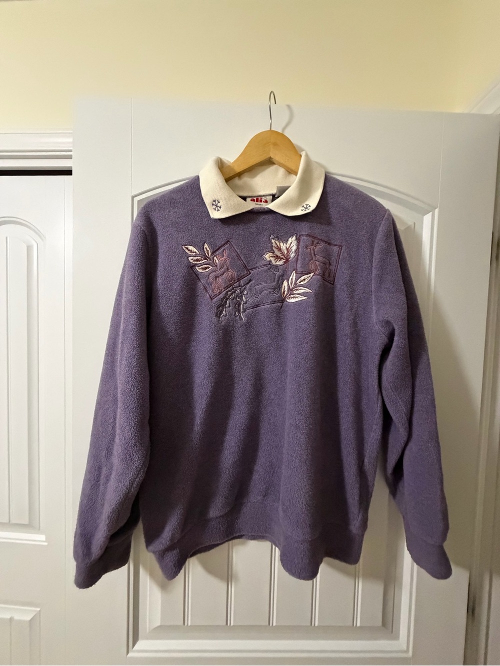 Vintage Lavender Collared Fleee
